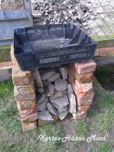 ujrahasznositott tv viragagyas 1